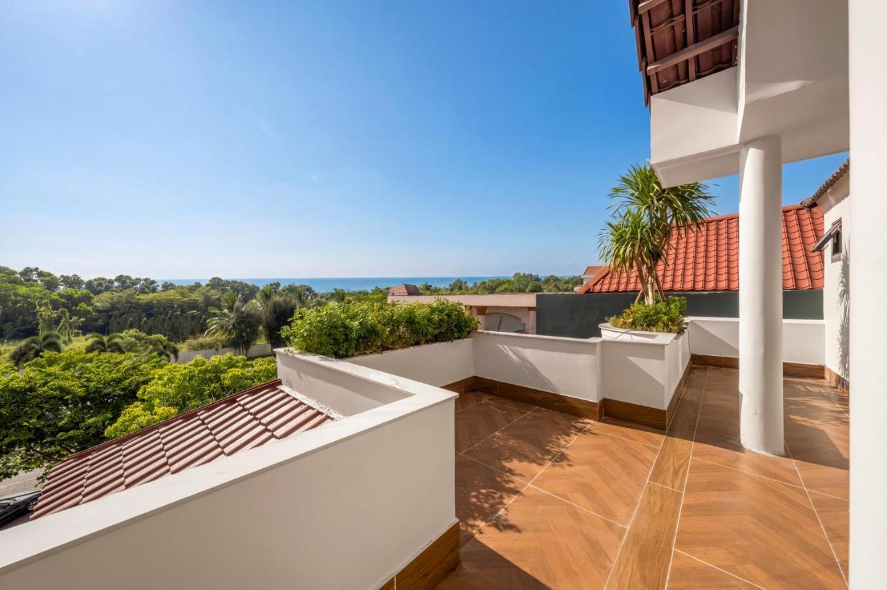 PRIVE Pool Villa Da Nang - Chambres d'hôtes Đà Nẵng