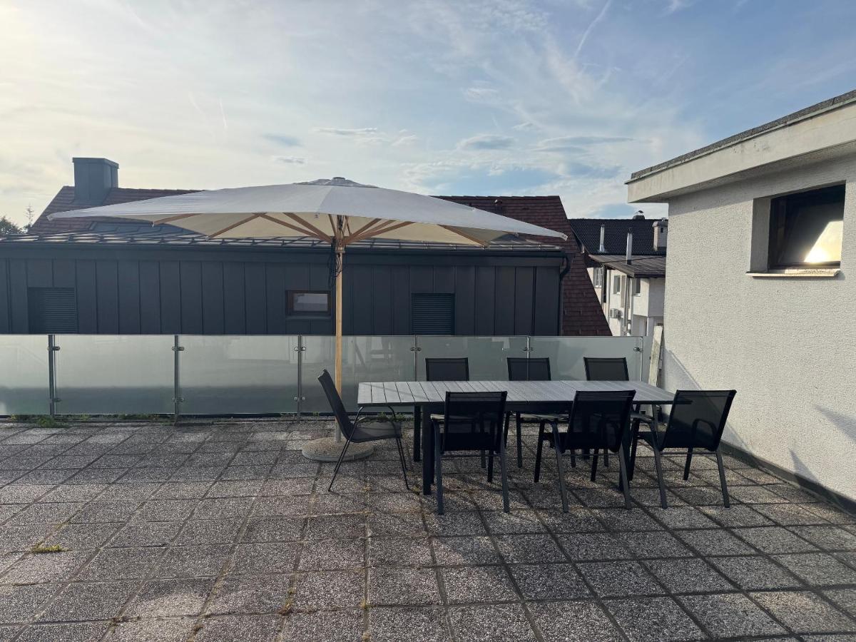 Studio mit Balkon