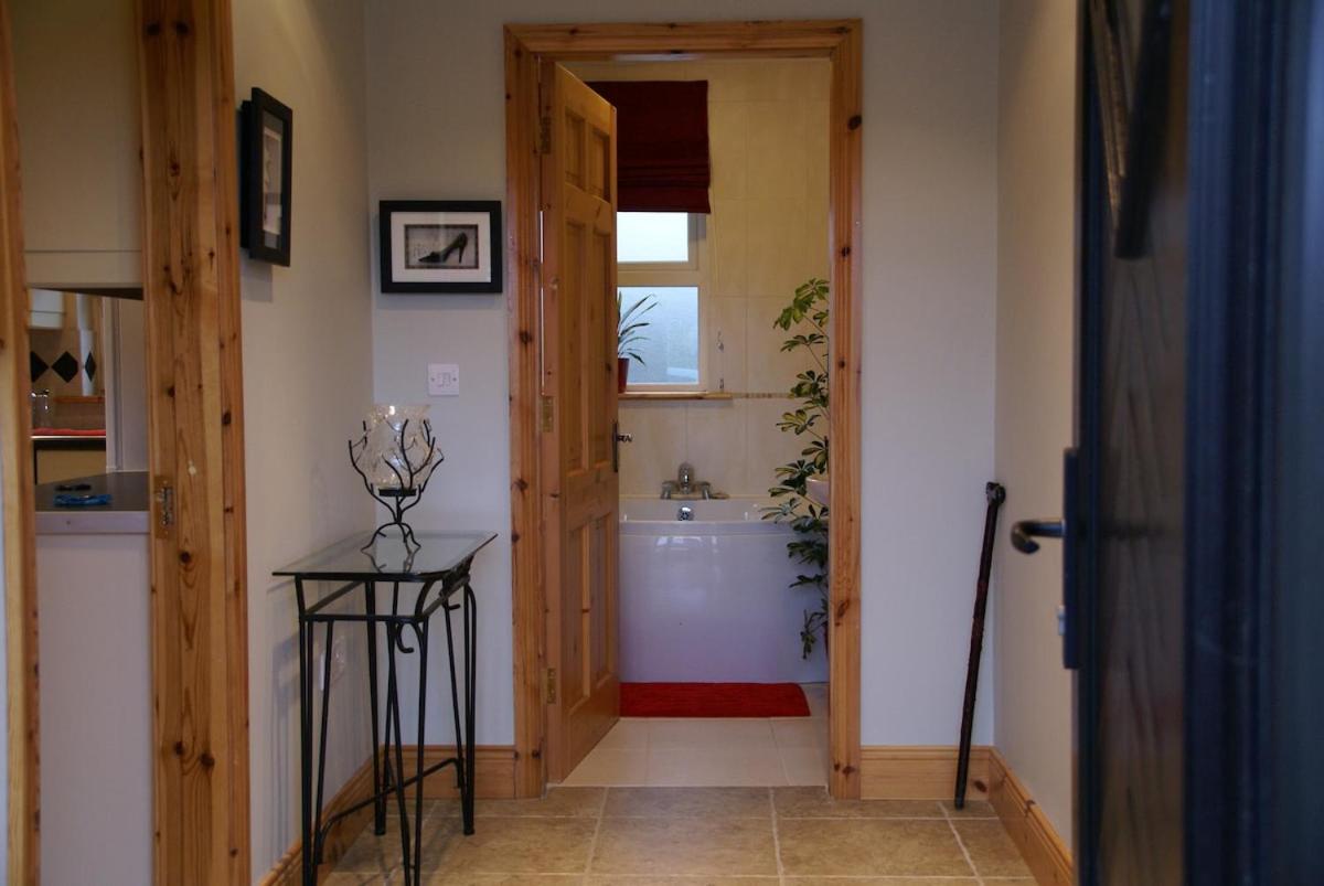 Country Cottage 5km from Doneraile - Chambres d'hôtes Shanballymore