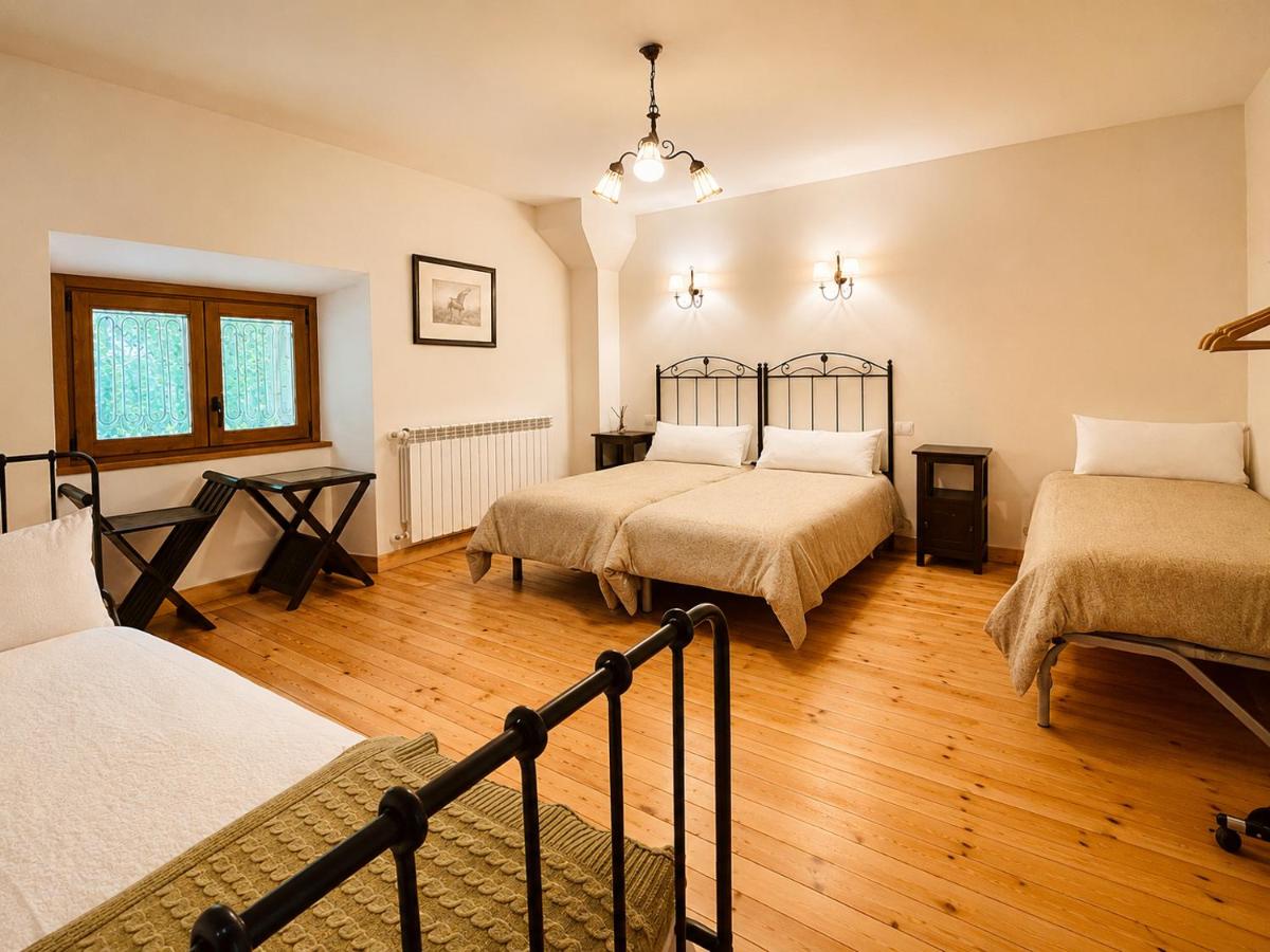Vierbettzimmer mit eigenem Bad