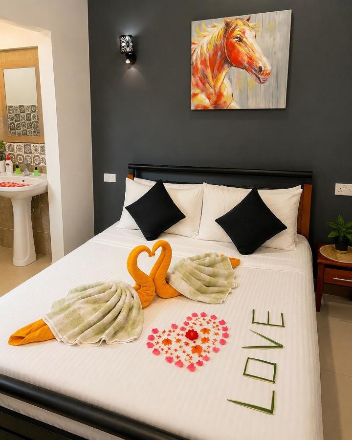 Deluxe King Room Free Airport Transfer
