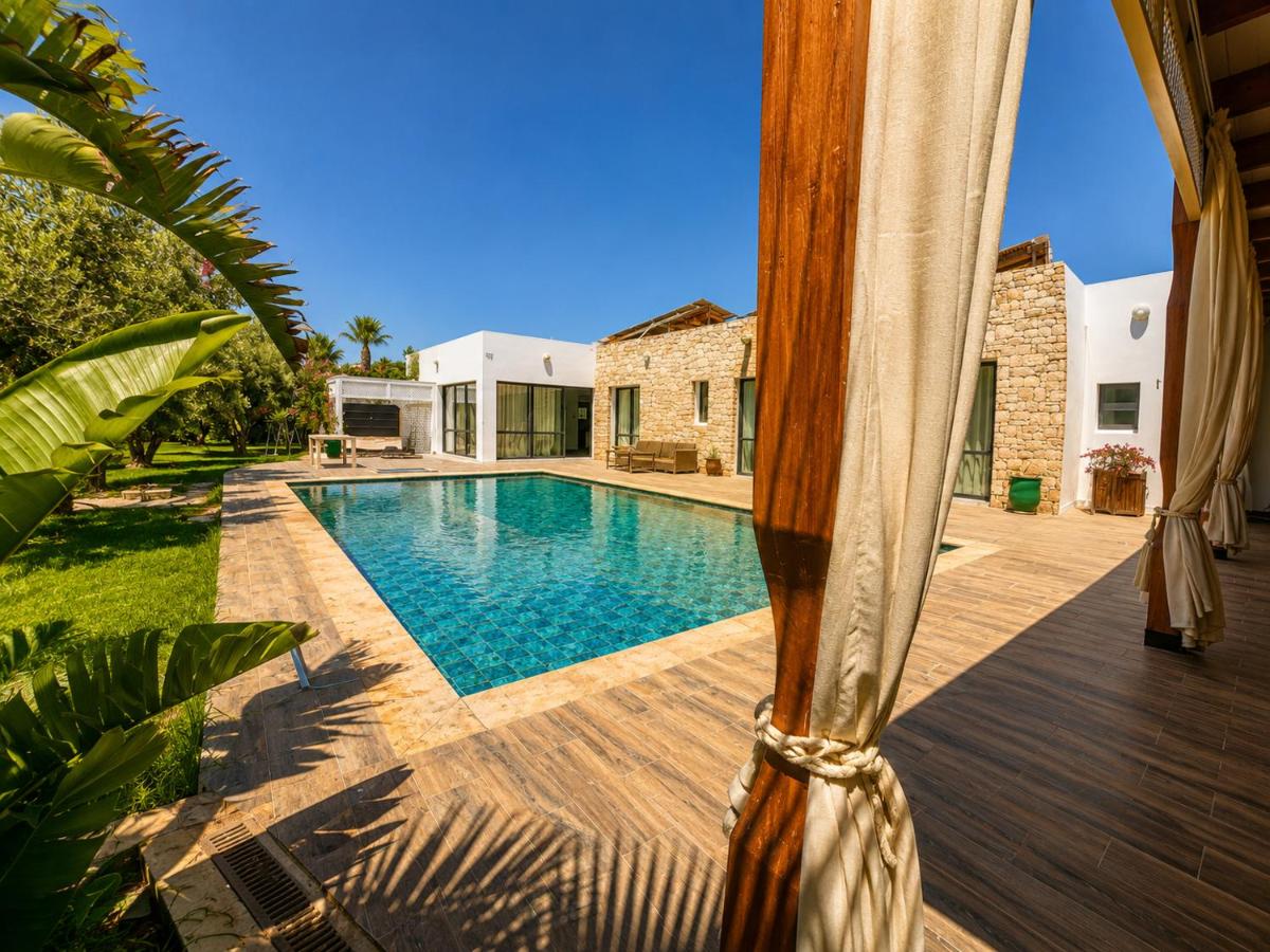 Villa with Private Pool 14 km from Essaouira - Chambres d'hôtes Essaouira