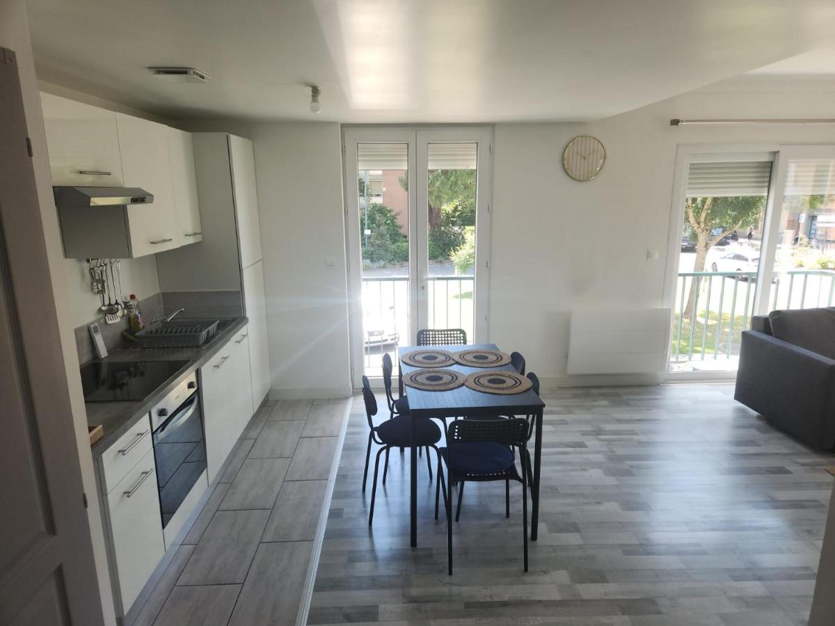 Le beau T3 Fonneuve 1er étage - Climatisation & Parking facile - B&B Montauban