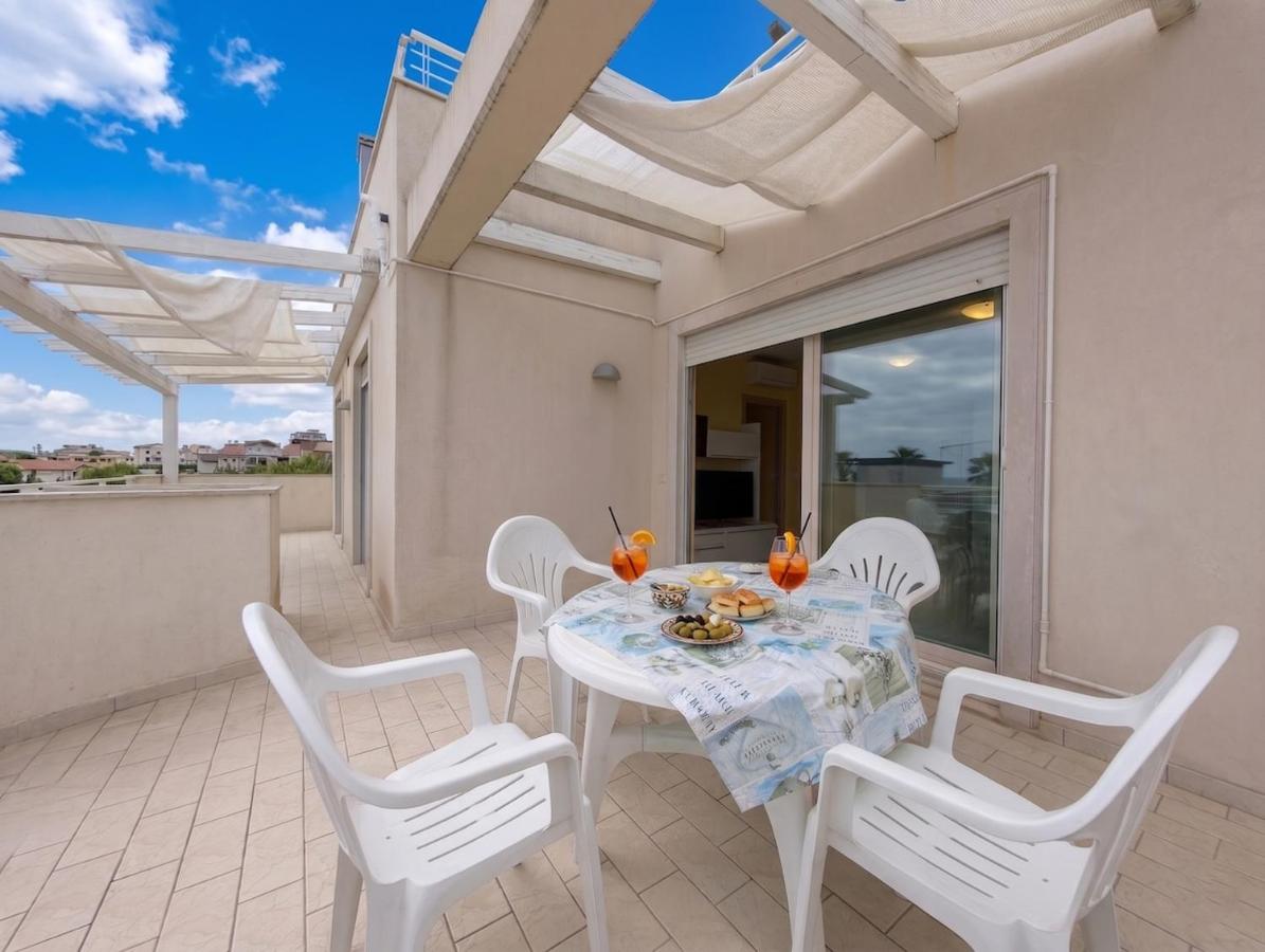 -Vista mare- WiFi AC terrazza e 6 posti - Ferienwohnung Lido di Fermo