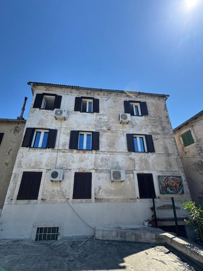 Apartment BELLA - Bed and Breakfast Karlobag