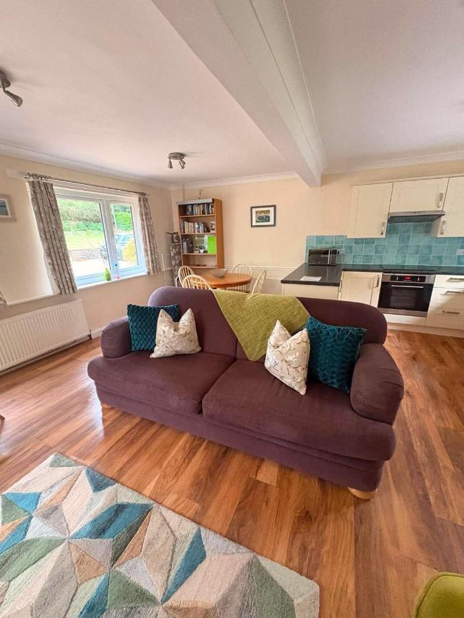 A Twist of Lyme - B&B Axminster