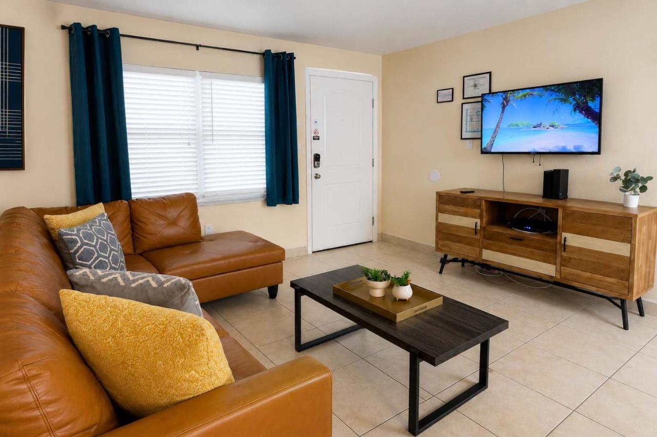 Ocean 6 - Surfside - B&B Indian Harbour Beach