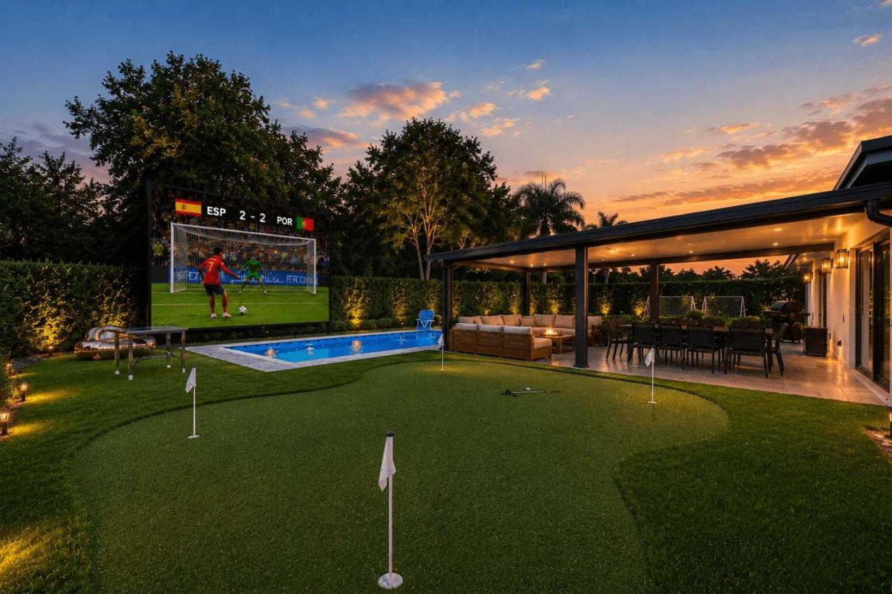 Luxury Villa Alana Private Pool Movie Theatre - B&B Biscayne Park