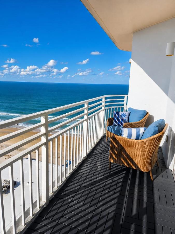 NEW Oceanfront Resort Condo Pool Beach - Ferienwohnung Daytona Beach