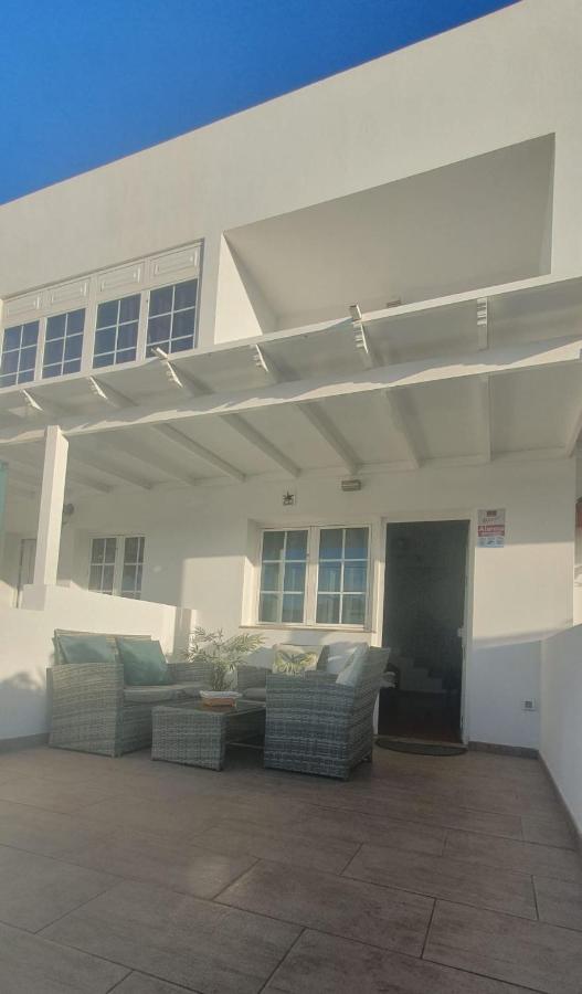 Volcán de la Corona House - B&B Punta Mujeres