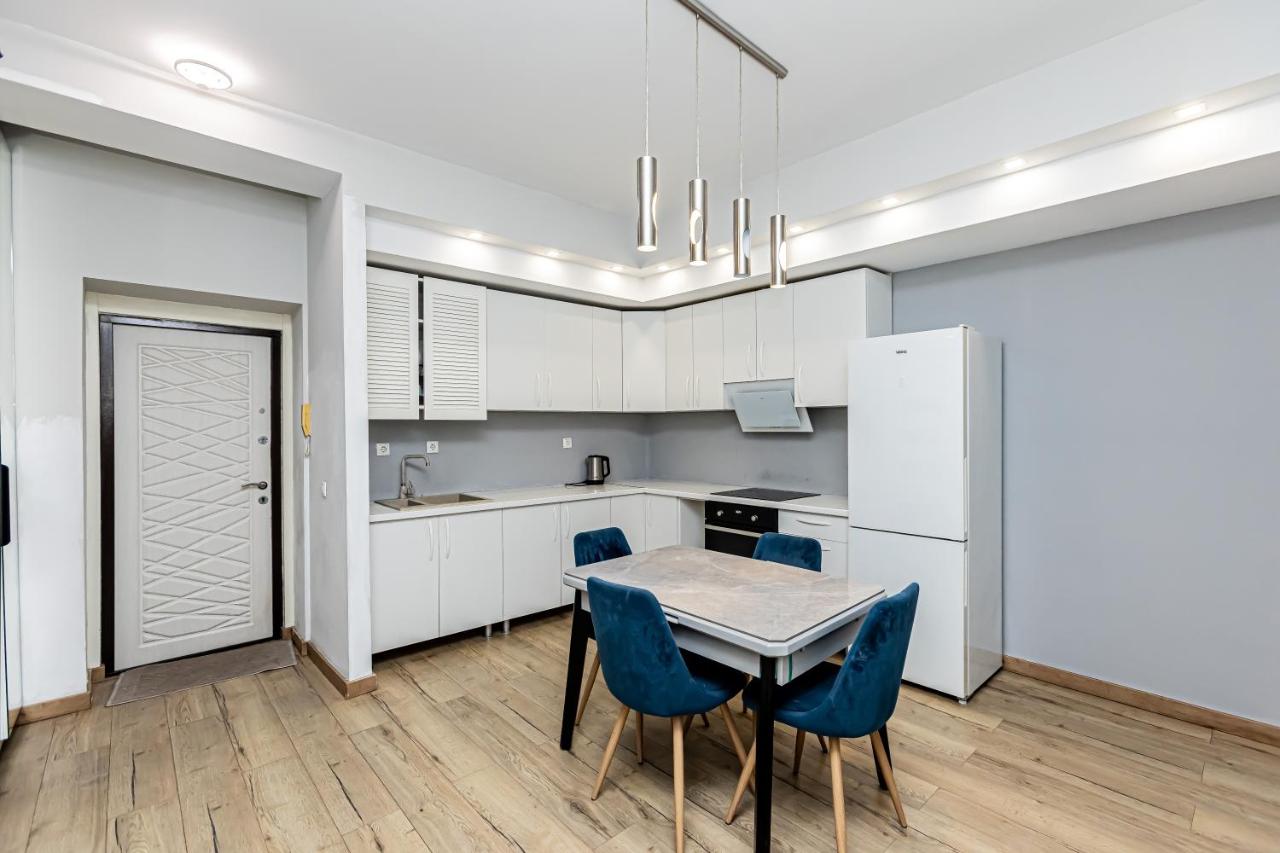 Lev Tolstoy 27-52 Residence - B&B Chişinău
