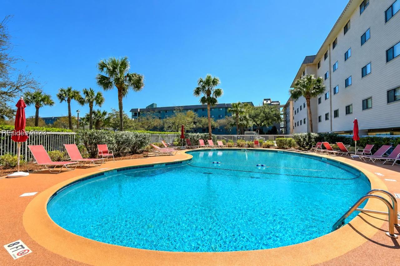 Family Getaway - Boardwalk to the Beach, 3 pools, Tennis - Chambres d'hôtes Hilton Head