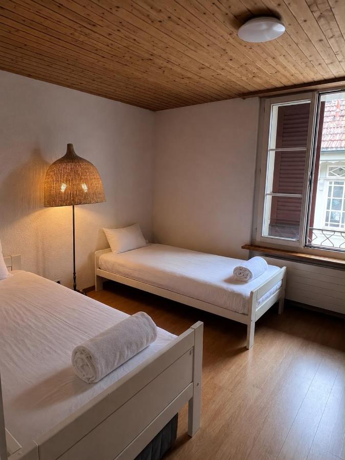 Simple flat 72 m2 in the centre of Burgdorf with private parking - B&B Burgdorf
