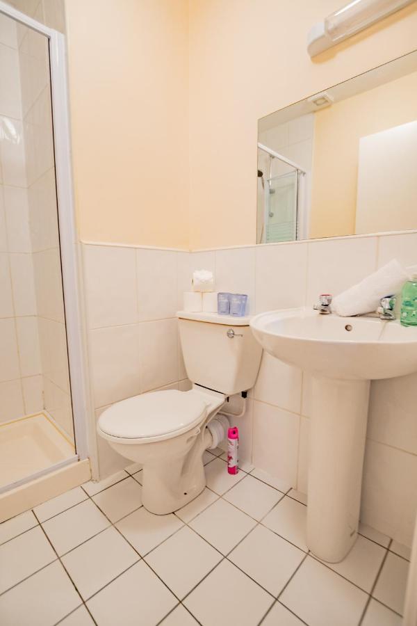 Central Limerick Bright & Spacious Apartment - B&B Limerick