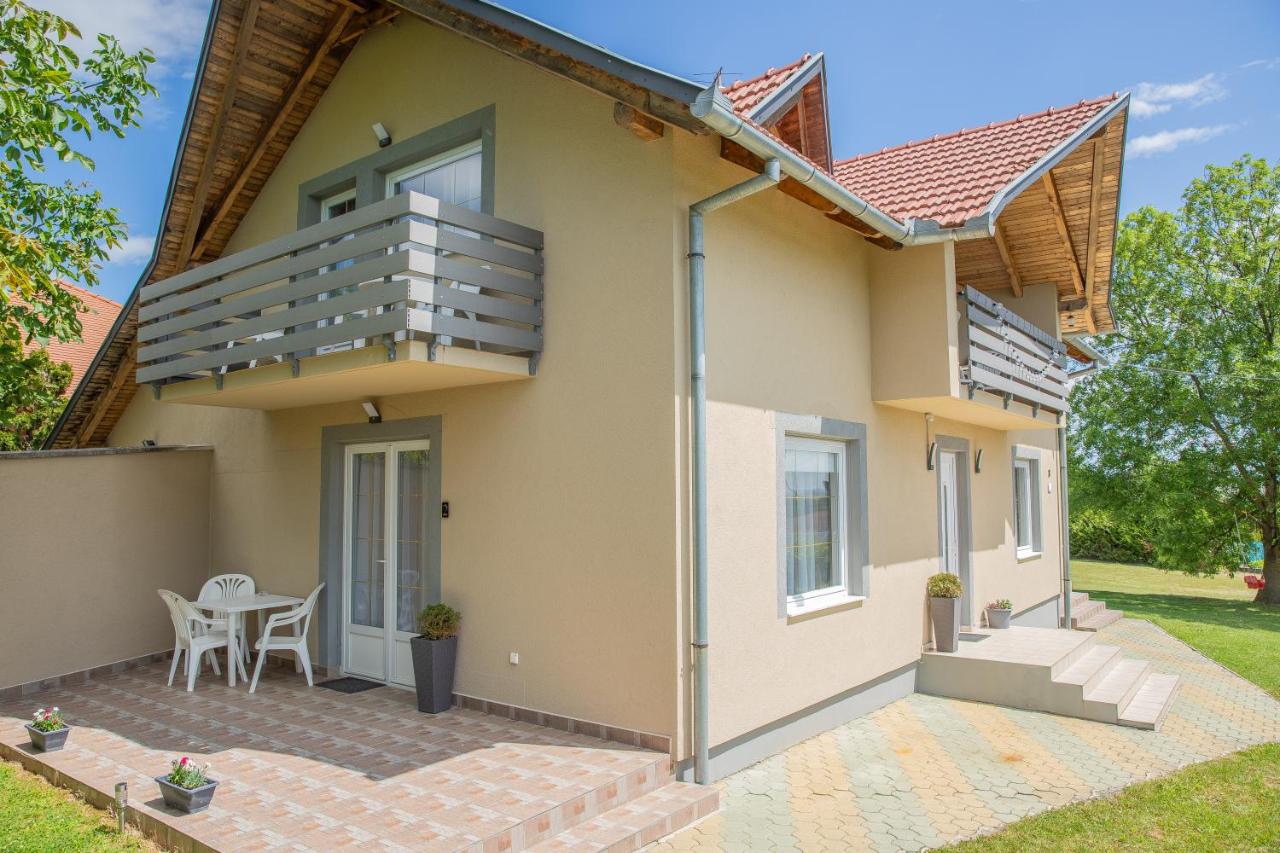 Chambre Triple - Vue sur Jardin