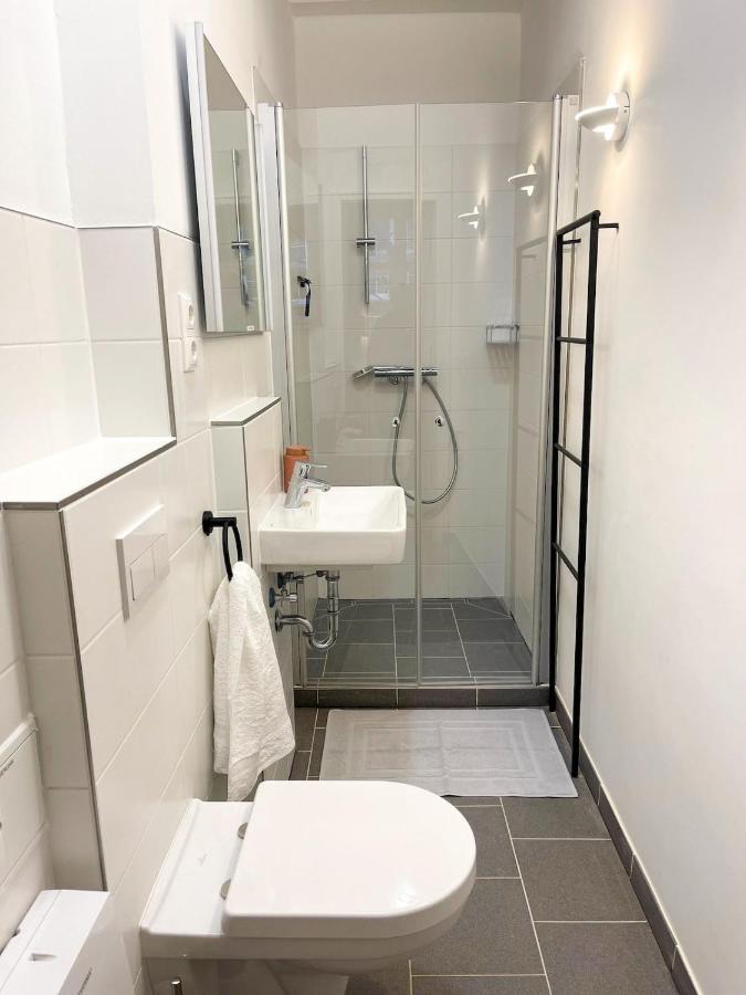 Dagdelen Service Apartment Central & quiet Studio 2 - Ferienwohnung Hamburg