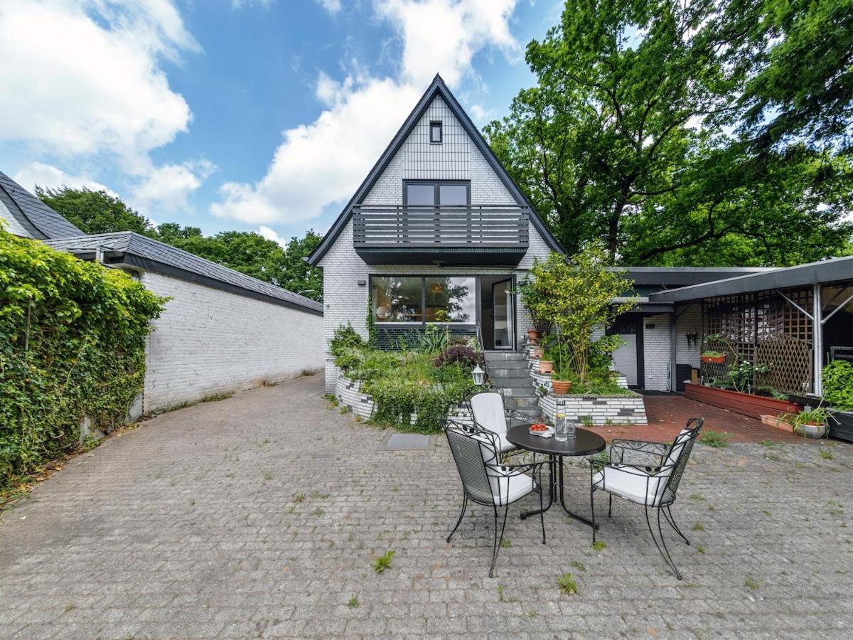 Wohlfühlwohnung mit Garten bei Hamburg - Ferienwohnung Norderstedt