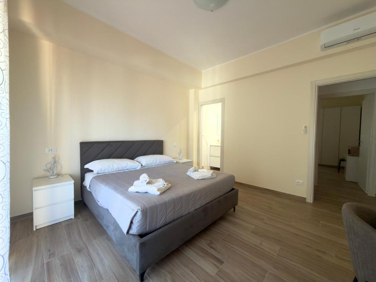 Lucy s House - B&B La Spezia