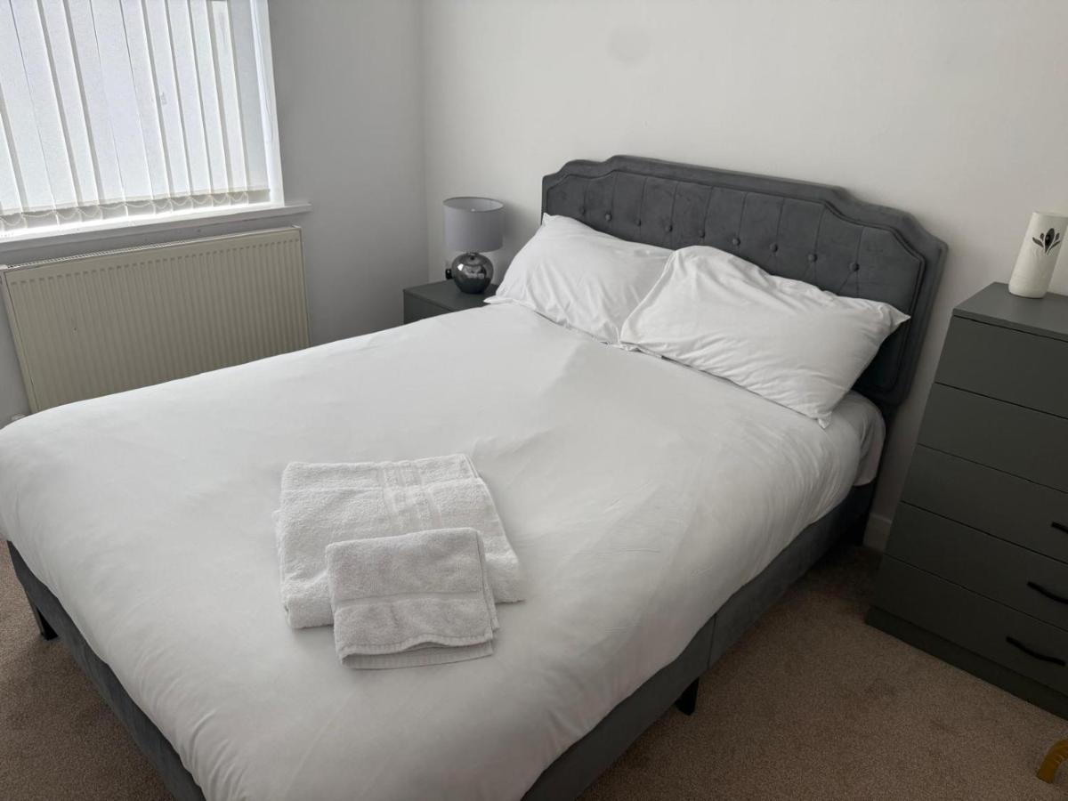Modern two bedroom house - B&B Bristol
