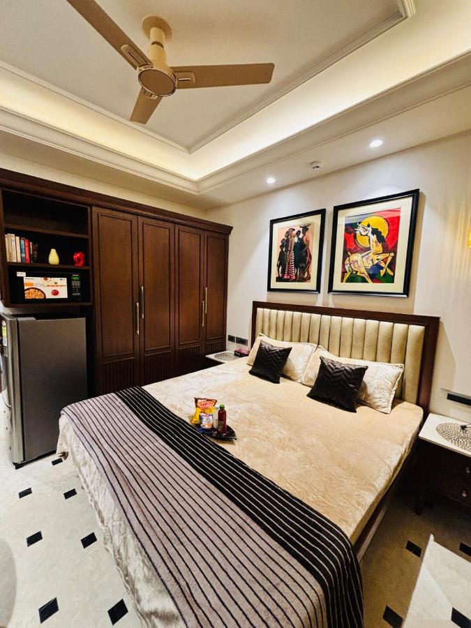 The Golden Nest - B&B Gurgaon