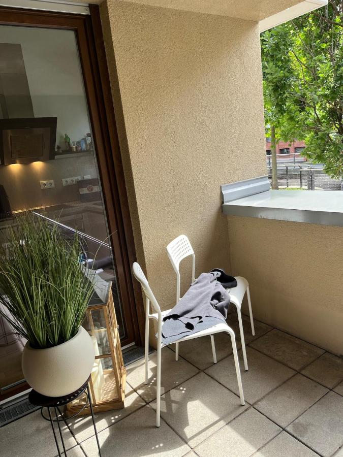 Clover Residences - Komfort-Apartment am Phoenixsee mit eigenem Eingang - Chambres d'hôtes Dortmund