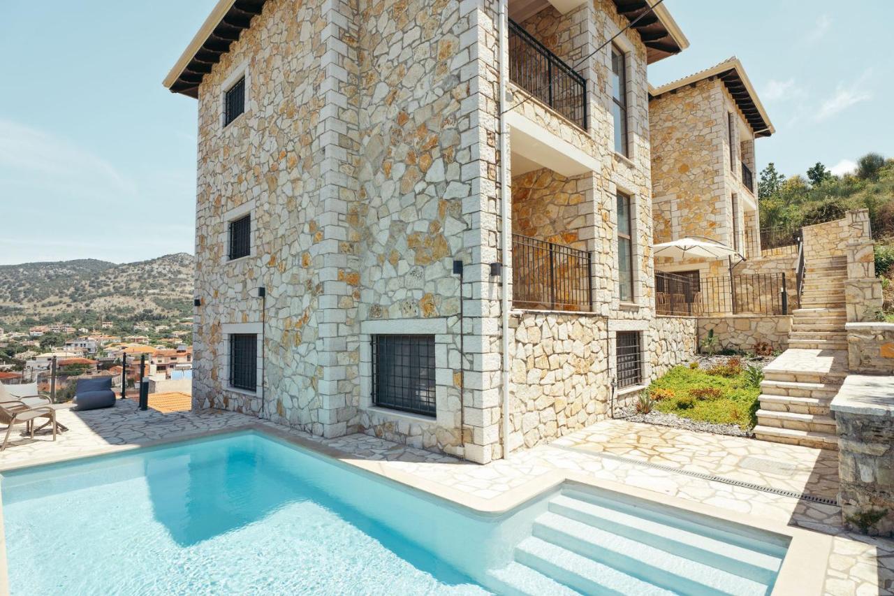 Lambda Luxury Villa 2 - B&B Sývota