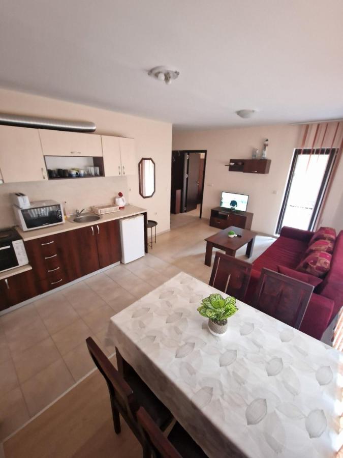 Pomorie City Apartments - Chambres d'hôtes Pomorié