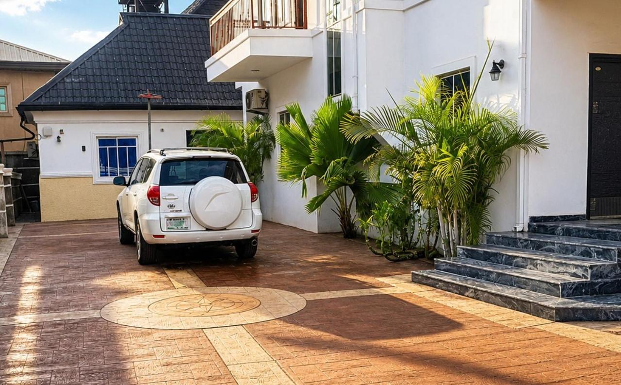 Coal City Air B and B 5 Mins to Airport And Shoprite - Chambres d'hôtes Enugu