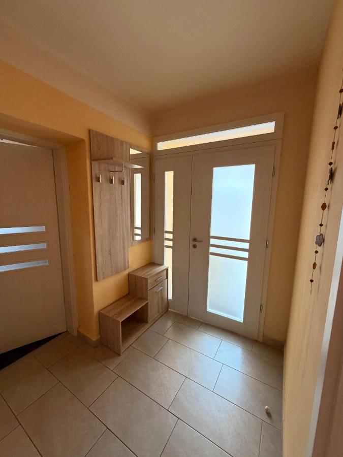 Adél Apartman - B&B Sárvár