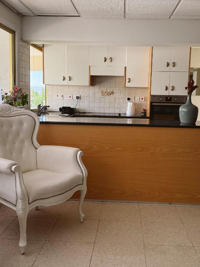 Archangelos City Living - B&B Stróvolos