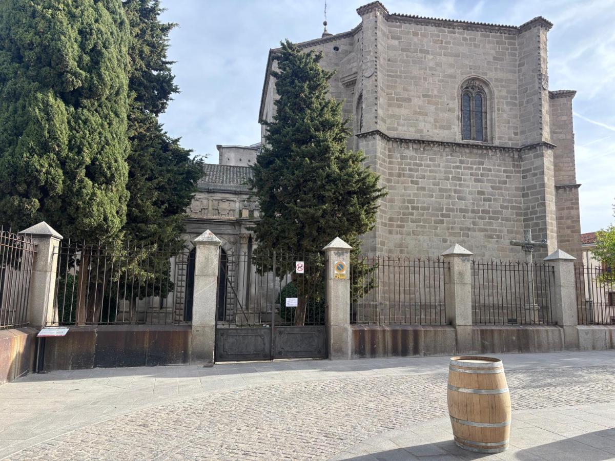 Ale Benavites - Ferienwohnung Ávila
