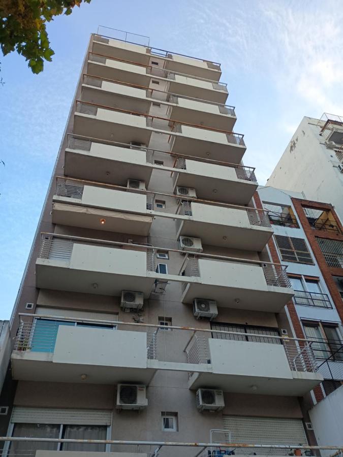 Relax en Palermo con gran balcón y wifi excelente - B&B Buenos Aires