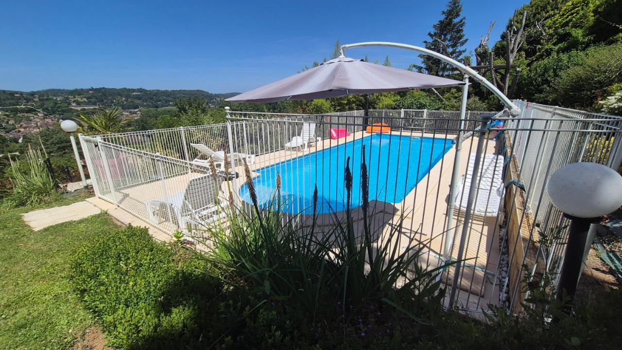 Maison des Cerisiers avec piscine privée à Sarlat - B&B Sarlat-la-Canéda