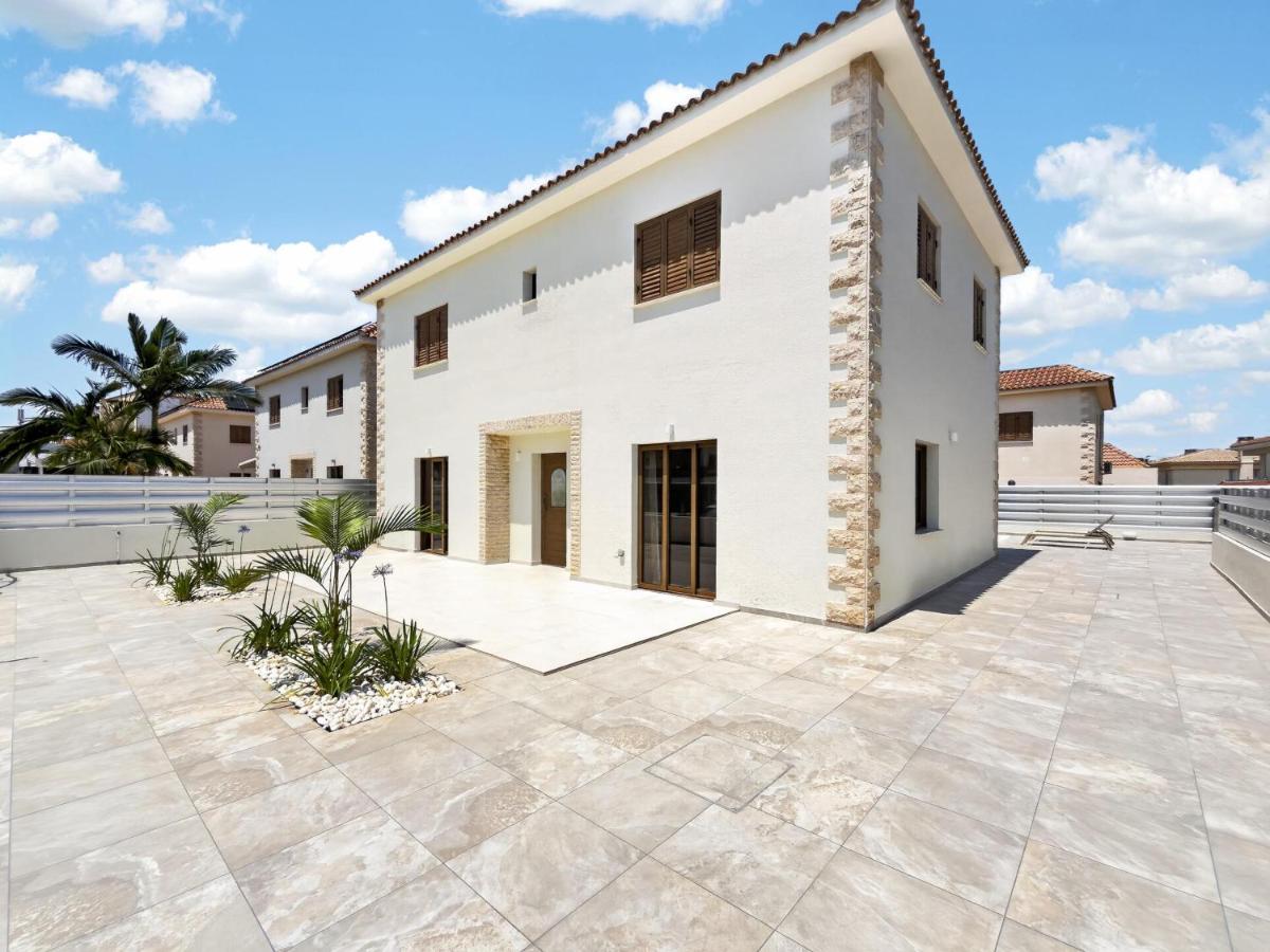 Delina Coastal Villa - Chambres d'hôtes Protaras