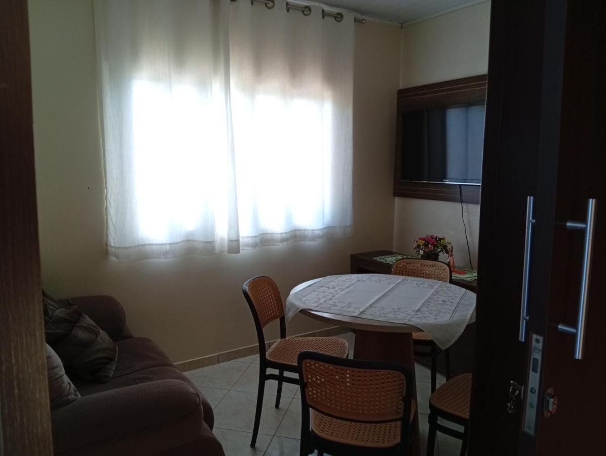 Casa em foz do Iguaçu, ótima localização - Chambres d'hôtes Foz do Iguaçu