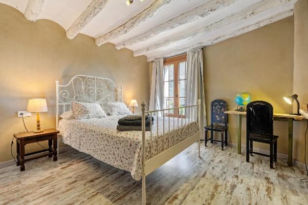 Standaard Tweepersoonskamer met Gedeelde Badkamer