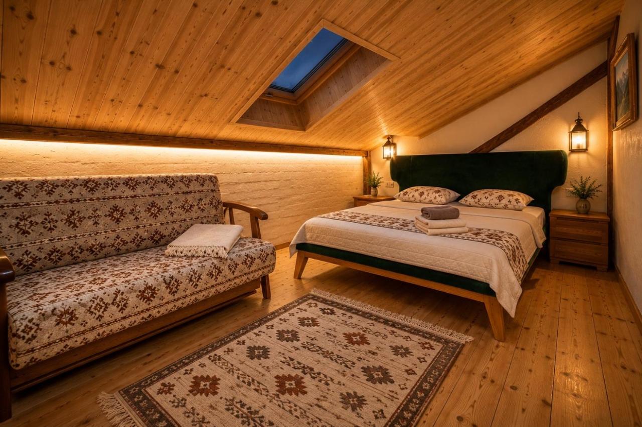 Comfort Triple Room with Shower