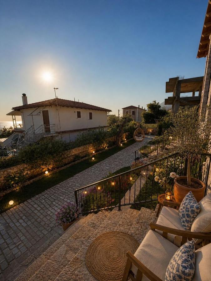 Meis Villas - Bed and Breakfast Dhërmi