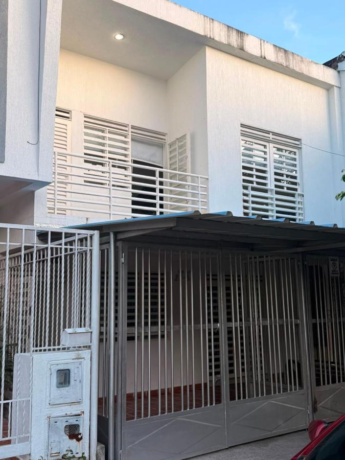 Apartamento moderno con aire y parqueadero - B&B Neiva
