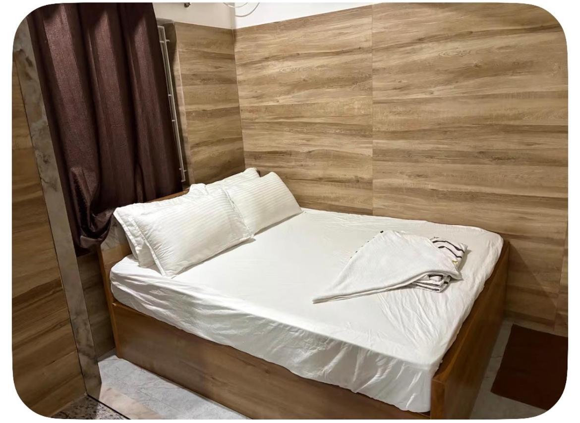 Nawin Home Stay - Bed and Breakfast Kanchipuram
