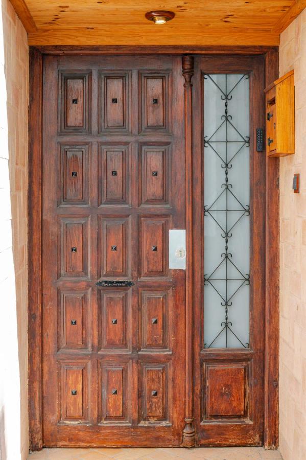 Casa del Siglo XVIII al Pie del Castillo Medieval - B&B Banyeres de Mariola