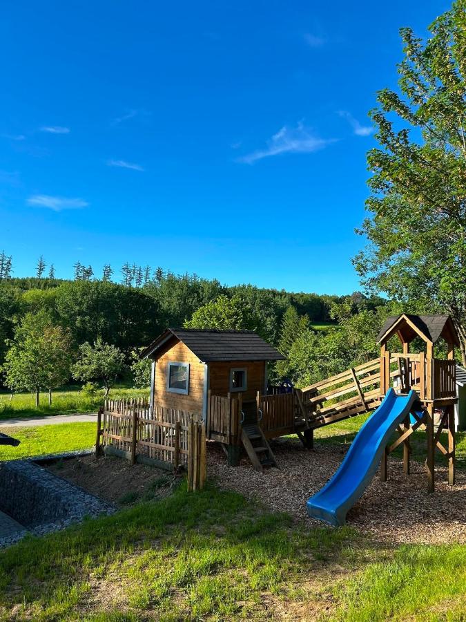 Naturparadies im Sauerland Haus Tannenglück - Bed and Breakfast Wenden