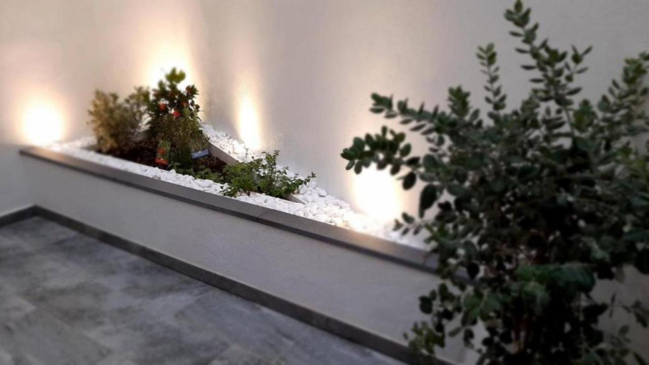 Blue Crystal Apartment - few steps from the sea - B&B San Pawl il-Baħar