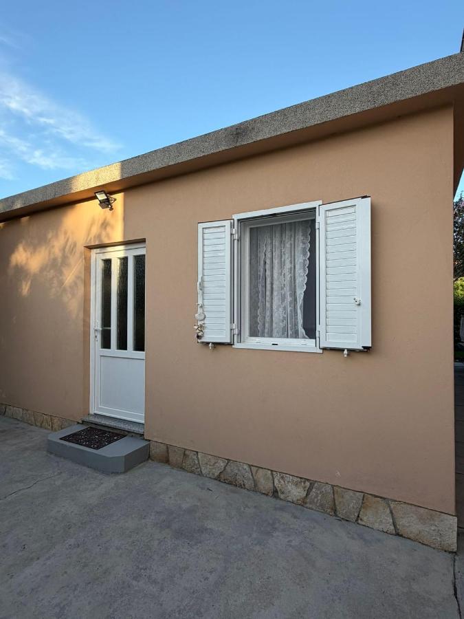 Studio Apartman ISRA 1 - B&B Palit