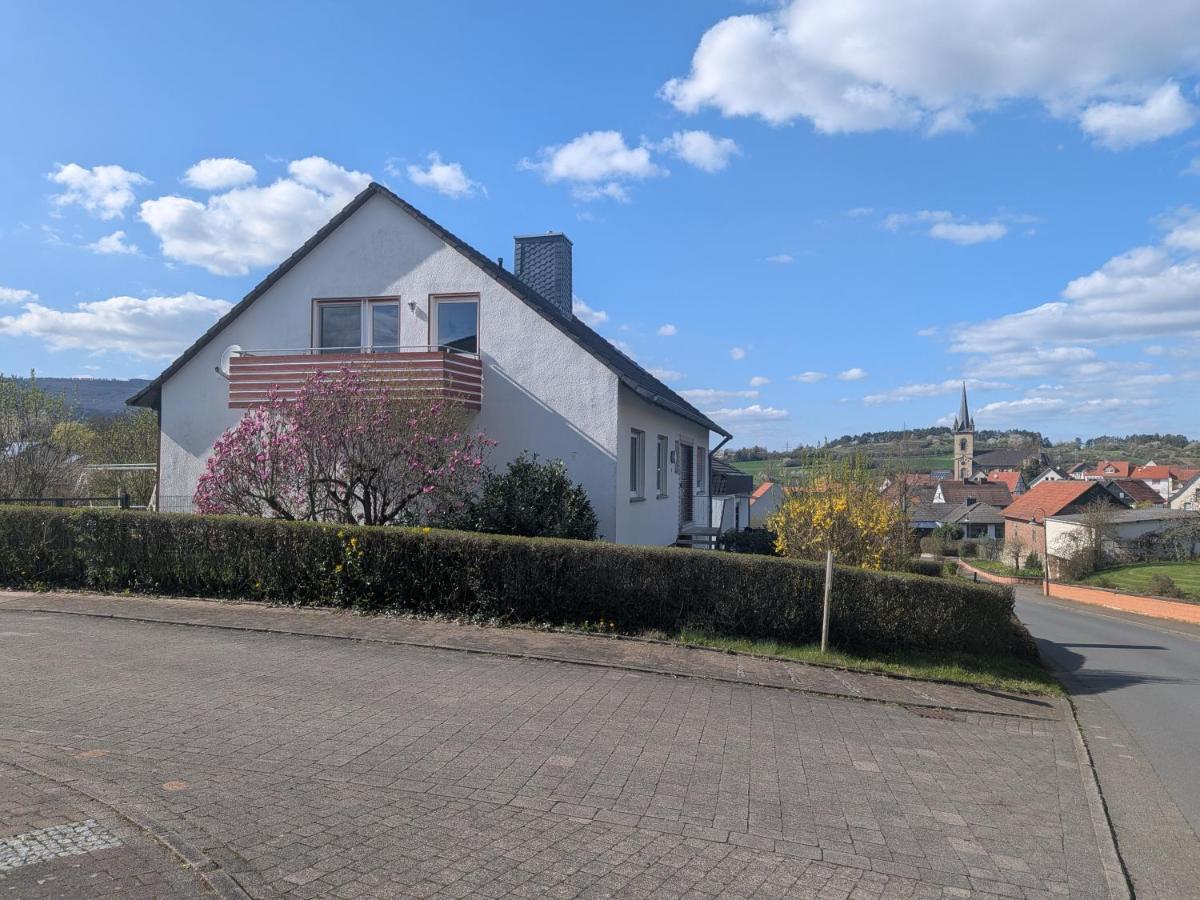 FeWo Sternenblick am hohen Meißner - Urlaub mit Hund und Familie - Ferienwohnung Abterode