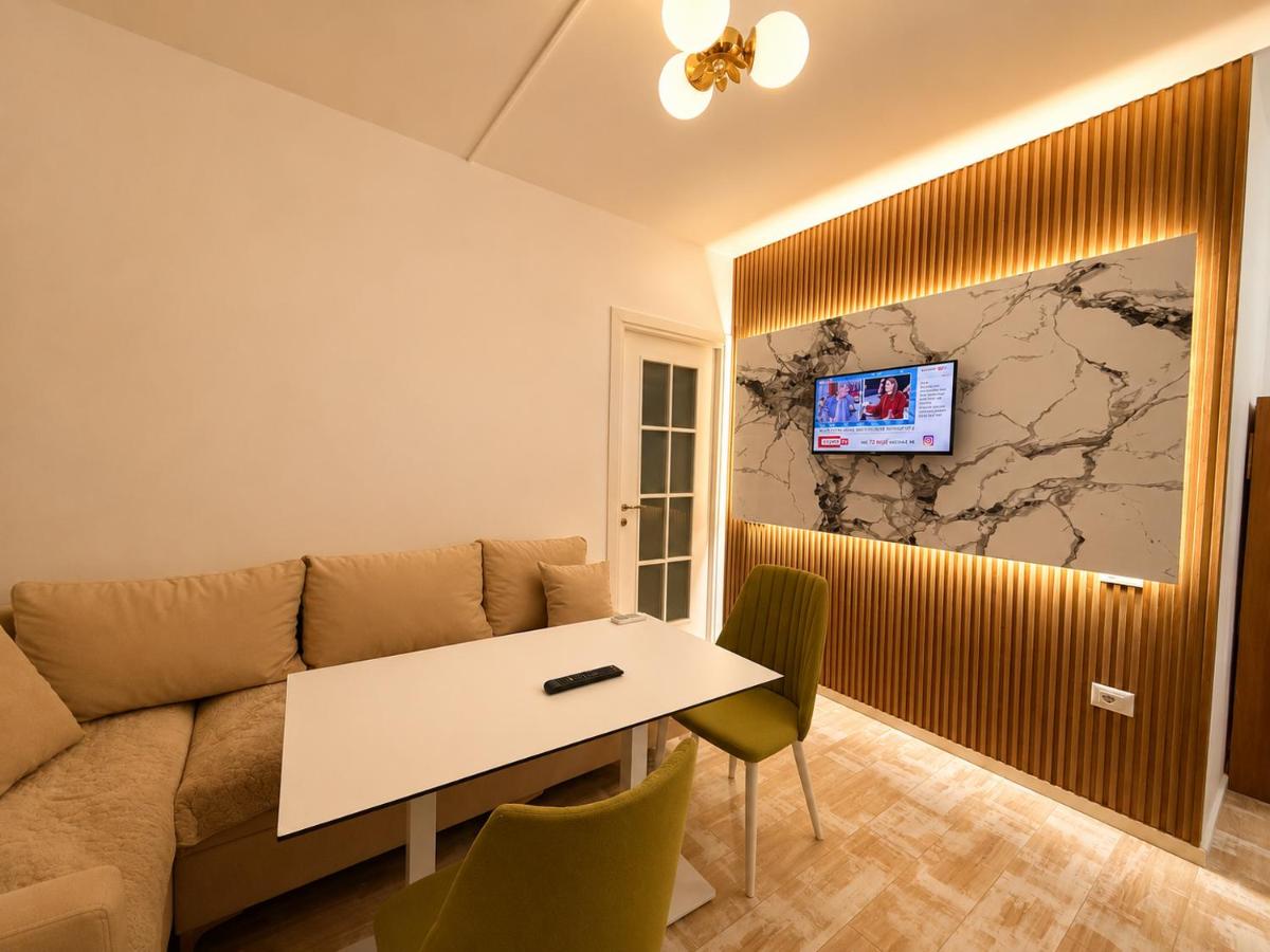 Apartment By The Beach - B&B Durrës