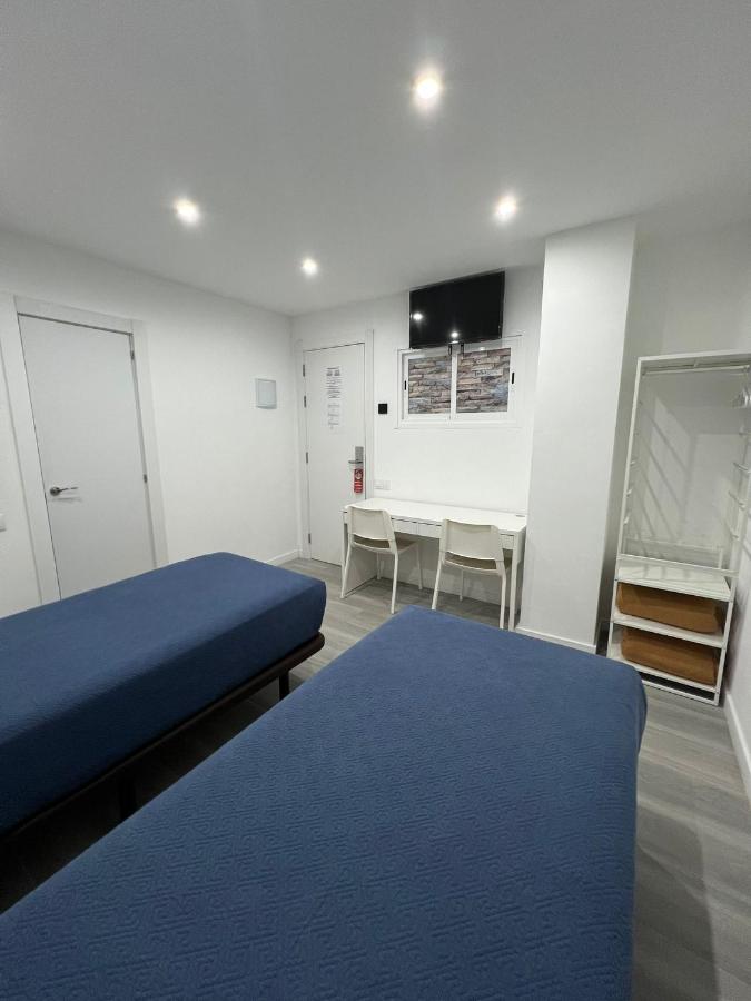 Habitación Doble con baño privado - 2 camas