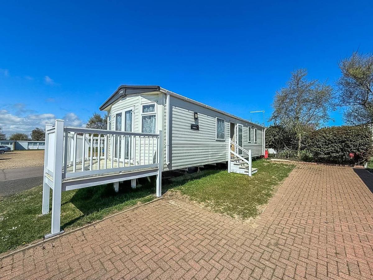 Homely 6 Berth Caravan At Belle Aire Holiday Park Ref 00044Ba - Bed and Breakfast Hemsby
