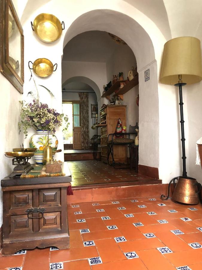 El Encanto Casa de pueblo con Patio - Chambres d'hôtes Villaviciosa de Córdoba