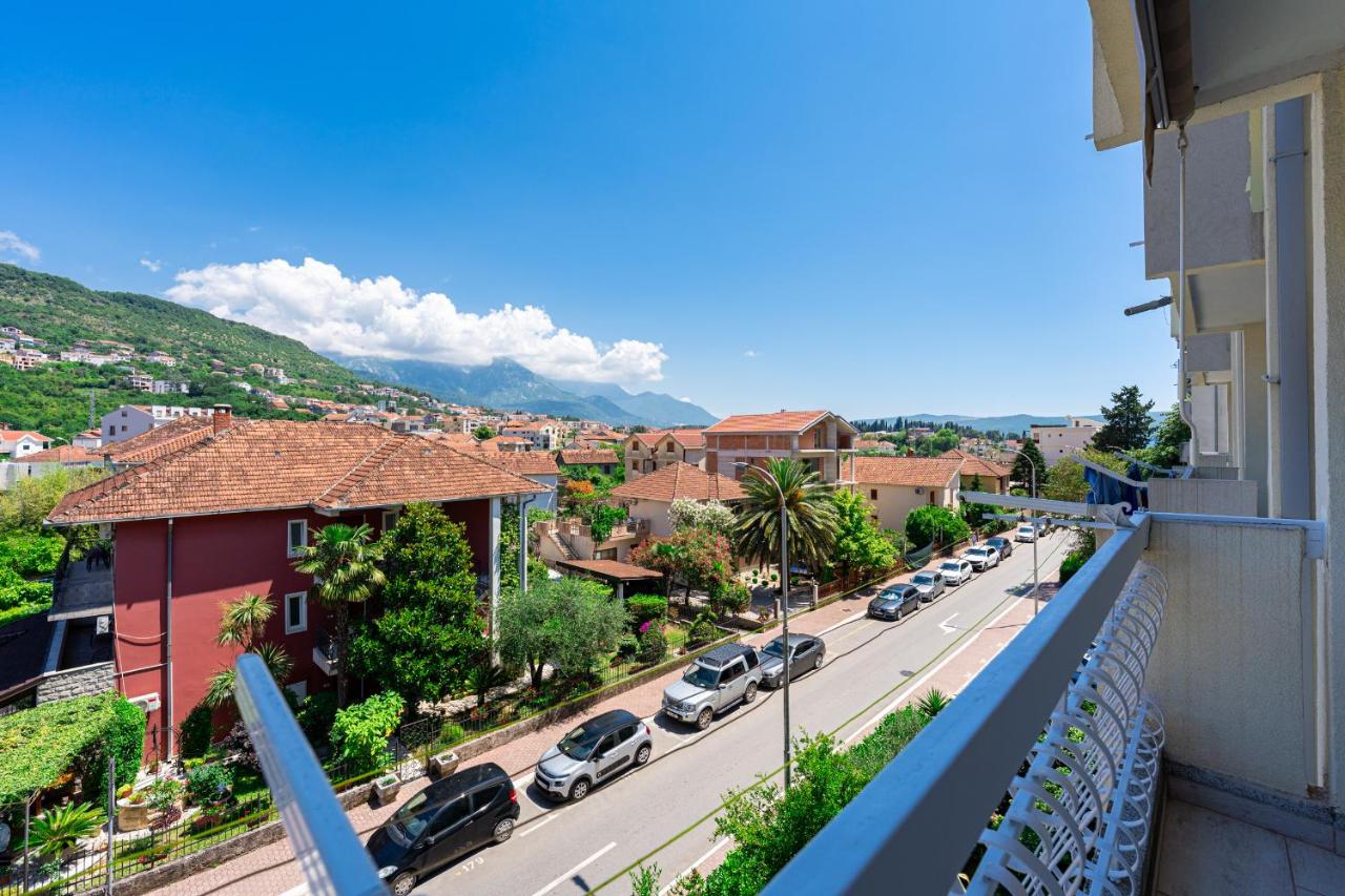 Downtown Apartment Tivat - B&B Tivat